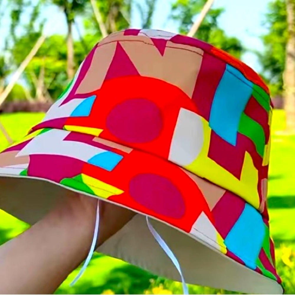 Bucket Hat